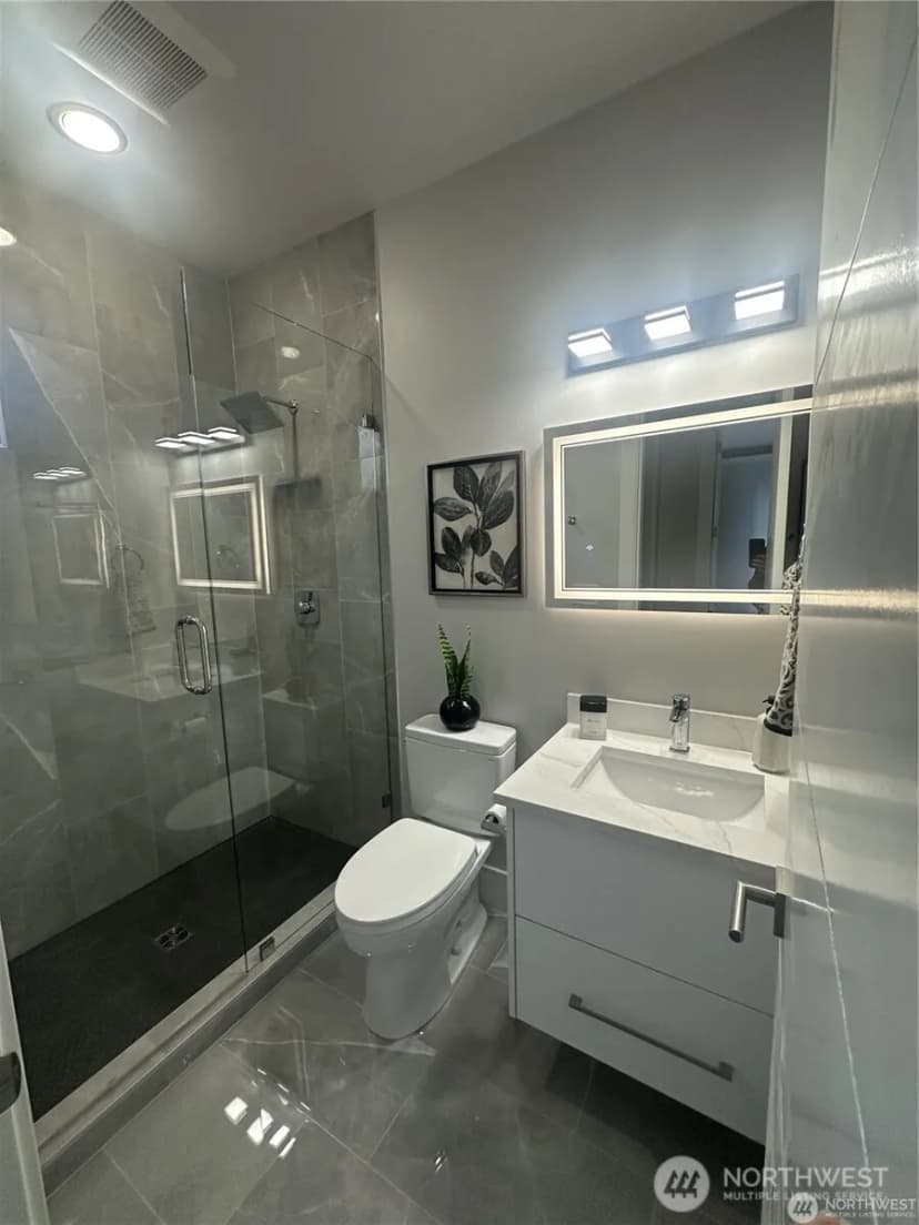 Property photo for 4413 Ne 26 Place, Renton photo 10