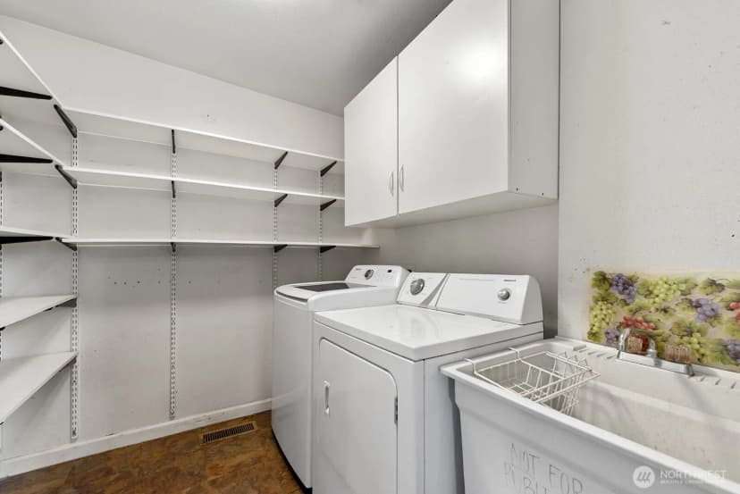 Property photo for 311 4th Street Ne, Auburn photo 11