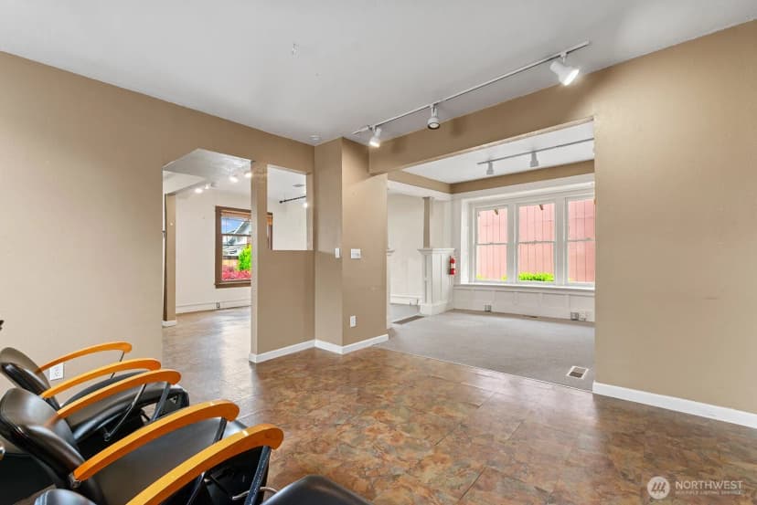 Property photo for 311 4th Street Ne, Auburn photo 13