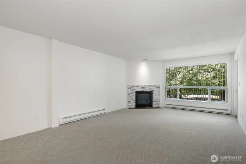 Property photo for 9416 1st Avenue Ne #111, Seattle photo 4