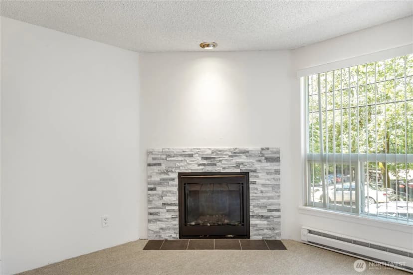 Property photo for 9416 1st Avenue Ne #111, Seattle photo 5