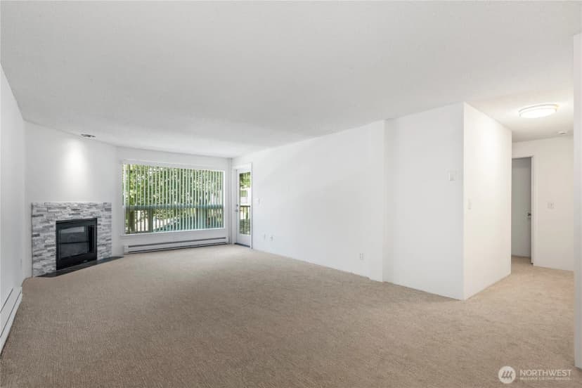 Property photo for 9416 1st Avenue Ne #111, Seattle photo 6