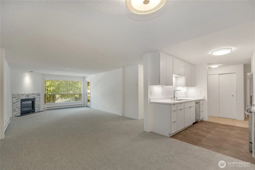 Property photo for 9416 1st Avenue Ne #111, Seattle photo 12