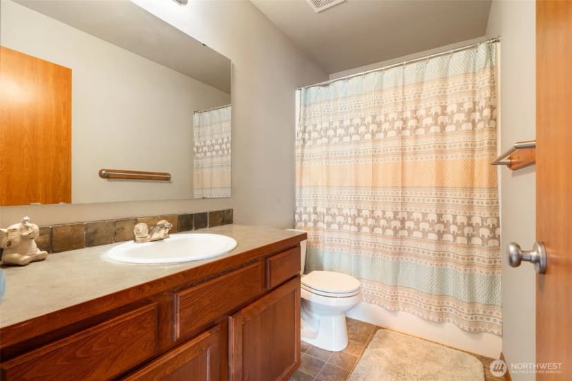 Property photo for 421 Stadium Loop, Napavine photo 20