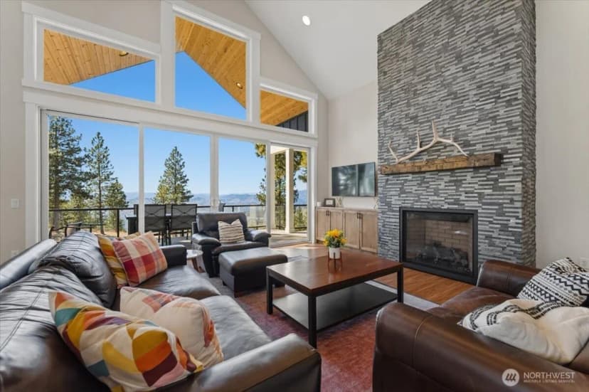 Property photo for 1114 Blazing Star Lane, Chelan photo 7