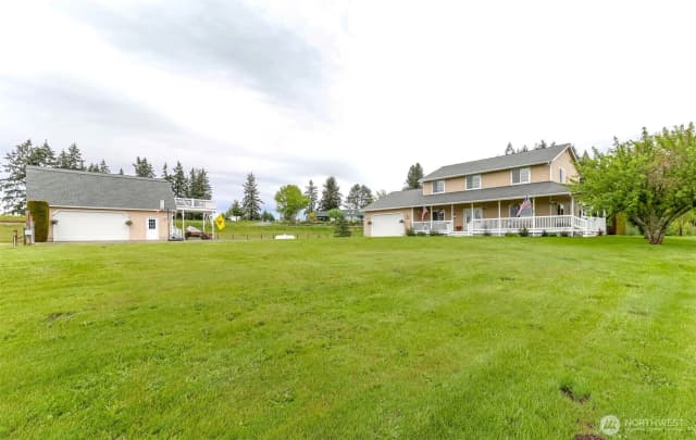 Property photo for 14146 Solberg Road Se, Yelm photo 4
