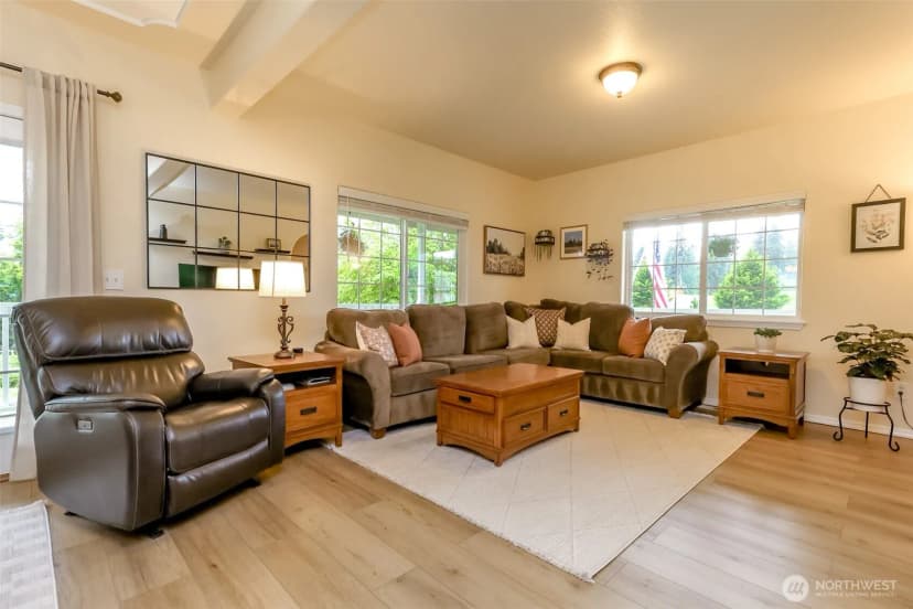 Property photo for 14146 Solberg Road Se, Yelm photo 10