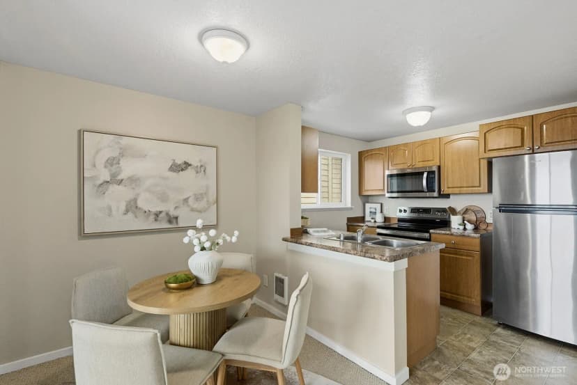 Property photo for 3815 Se 131st Lane Se #h-16, Bellevue photo 8