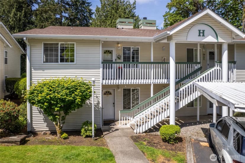 Property photo for 1830 S 336th Street #h201, Federal Way photo 29