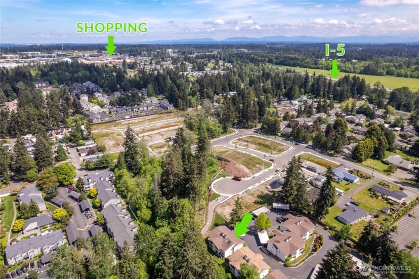 Property photo for 1830 S 336th Street #h201, Federal Way photo 26