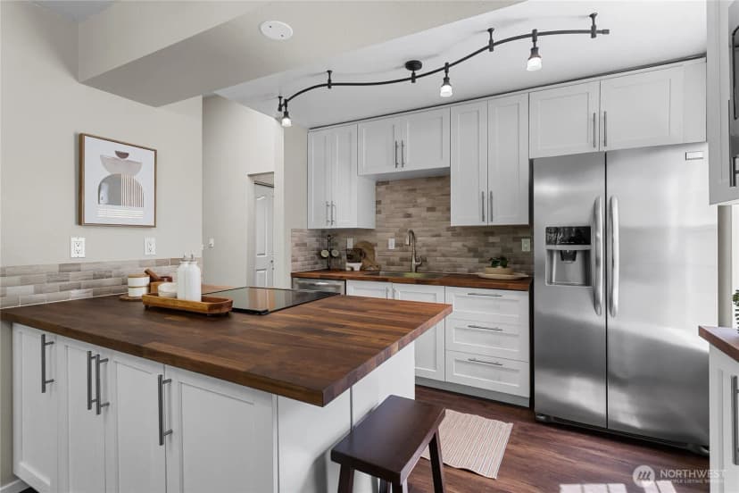 Property photo for 1830 S 336th Street #h201, Federal Way photo 13