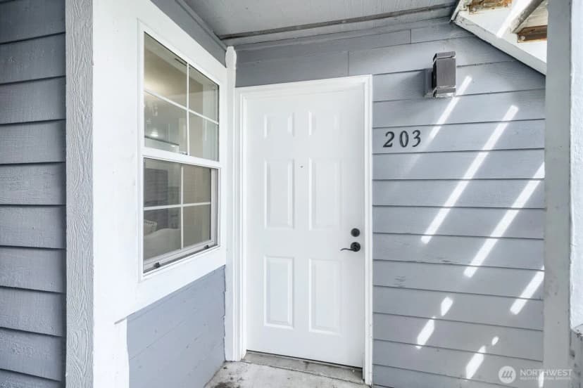 Property photo for 22831 S 30 Avenue S #203, Des Moines photo 2