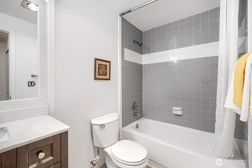 Property photo for 22831 S 30 Avenue S #203, Des Moines photo 8