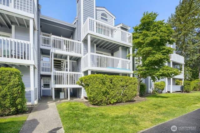 Property photo for 22831 S 30 Avenue S #203, Des Moines