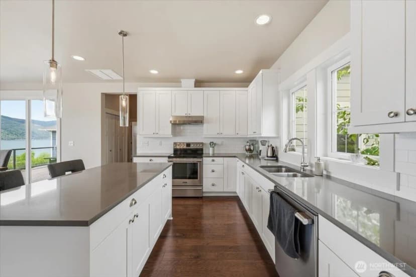Property photo for 112 Mayer Drive, Chelan photo 11