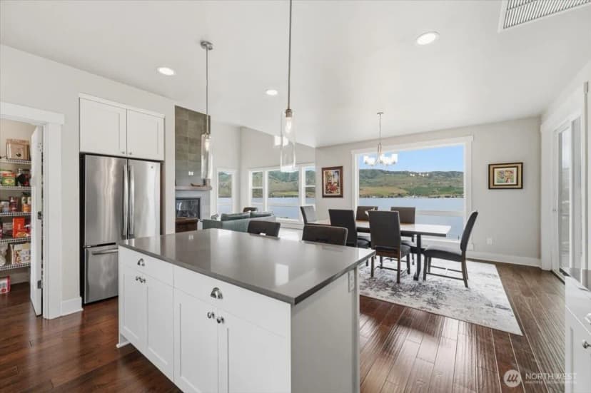 Property photo for 112 Mayer Drive, Chelan photo 12