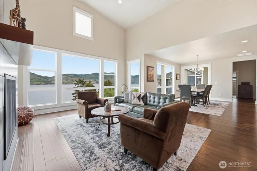 Property photo for 112 Mayer Drive, Chelan photo 9