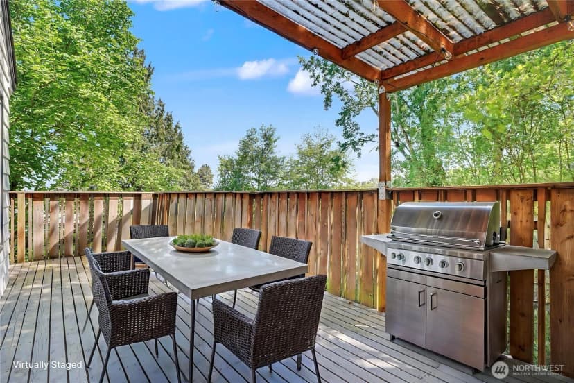 Property photo for 10106 16th Avenue S, Seattle photo 30
