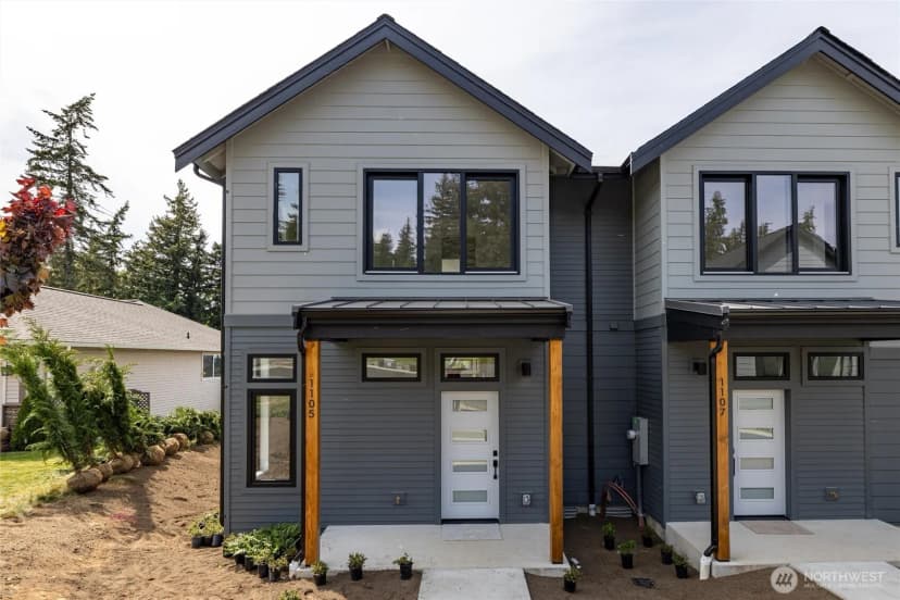 Property photo for 1105 Divine Lane, Bellingham