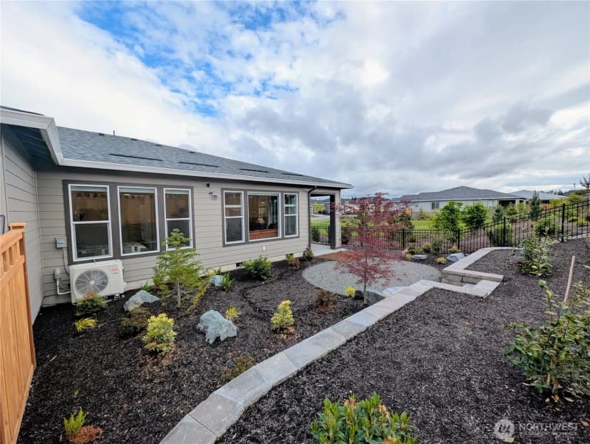 Property photo for 14830 207th Avenue E, Bonney Lake photo 37