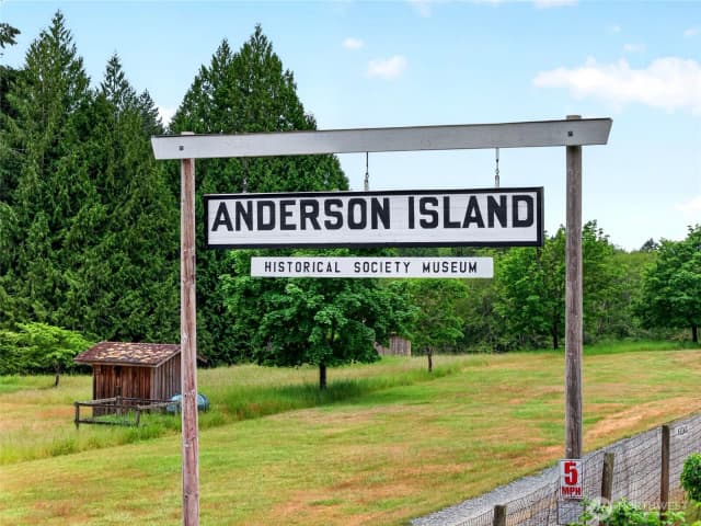 Property photo for 9210 Otso Point Road, Anderson Island photo 5