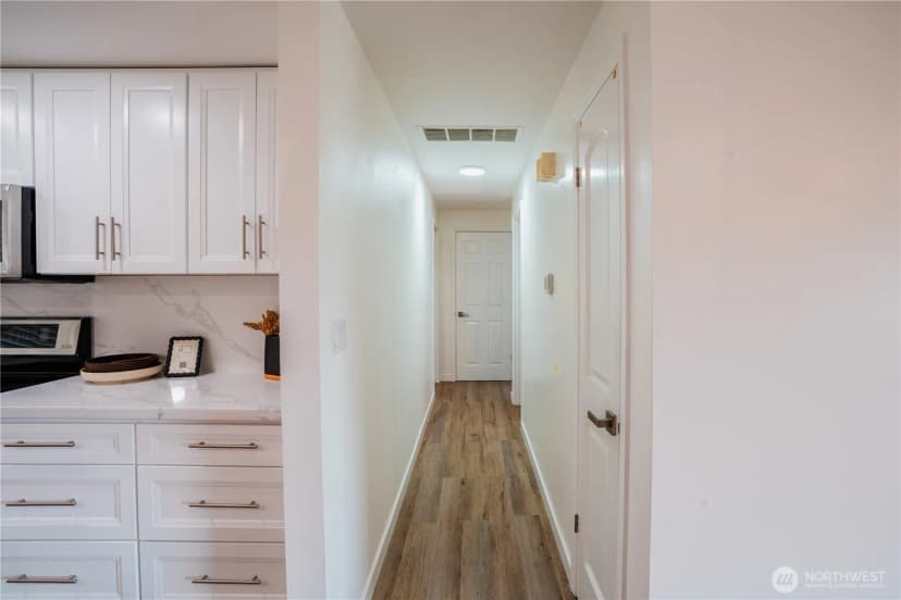 Property photo for 20840 102nd Avenue Se, Kent photo 16
