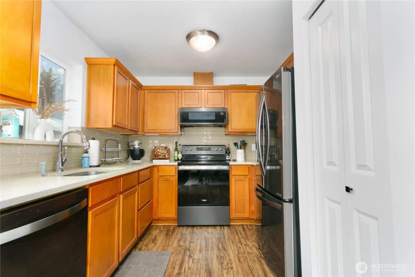 Property photo for 6336 Park Street E, Fife photo 11