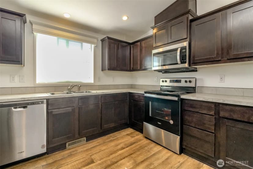 Property photo for 10713 63rd St E #27, Puyallup photo 5