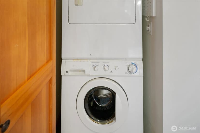 Property photo for 140 21st Avenue E #b, Seattle photo 23
