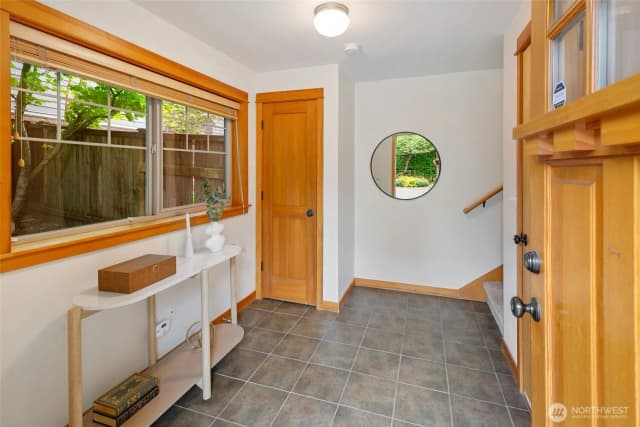 Property photo for 140 21st Avenue E #b, Seattle photo 5