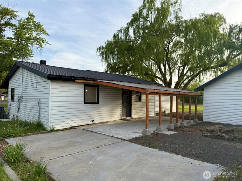 Property photo for 230 Nw Watson Street, Creston photo 35