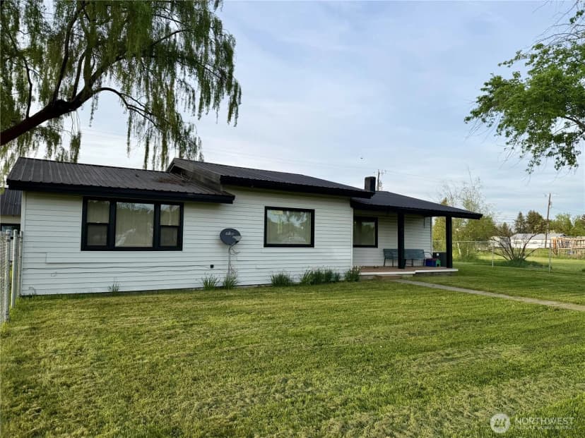 Property photo for 230 Nw Watson Street, Creston photo 36