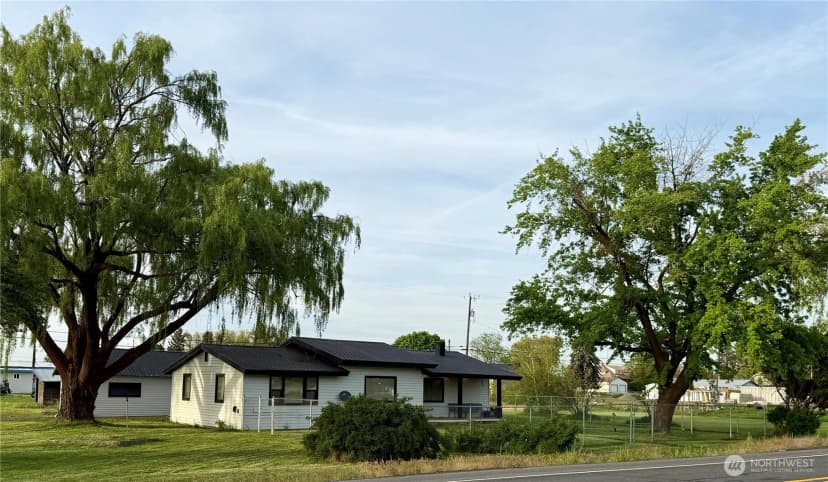 Property photo for 230 Nw Watson Street, Creston photo 30
