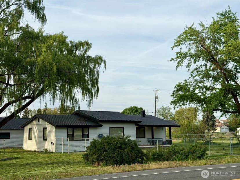 Property photo for 230 Nw Watson Street, Creston photo 31