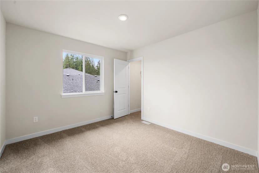 Property photo for 13918 208th Avenue E, Bonney Lake photo 19