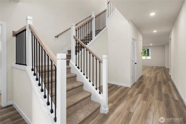 Property photo for 13918 208th Avenue E, Bonney Lake photo 2