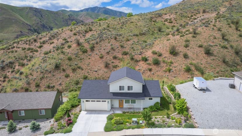 Property photo for 9975 Saska Way, Entiat photo 3
