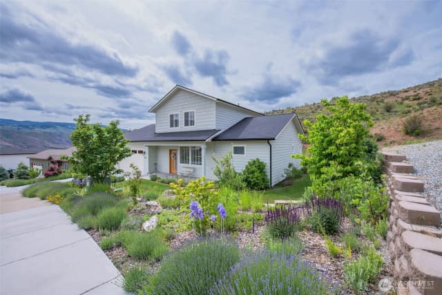 Property photo for 9975 Saska Way, Entiat photo 2