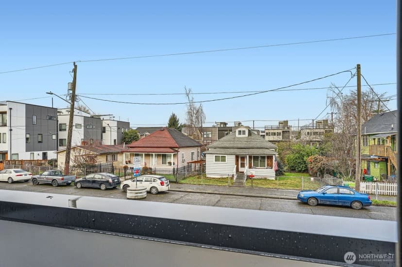 Property photo for 6610 Carleton Avenue S #b, Seattle photo 24