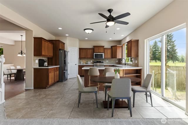 Property photo for 15233 100th Avenue Se, Yelm photo 4