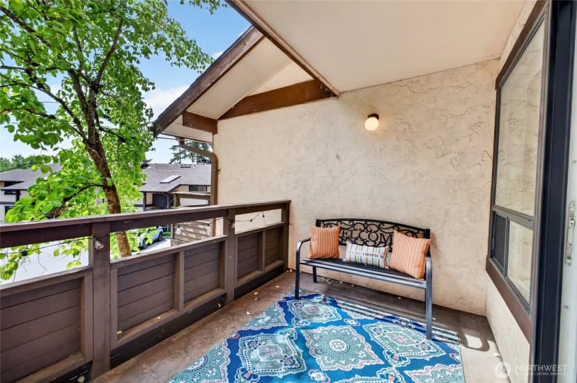 Property photo for 140 Summit Avenue N #b5, Kent photo 20