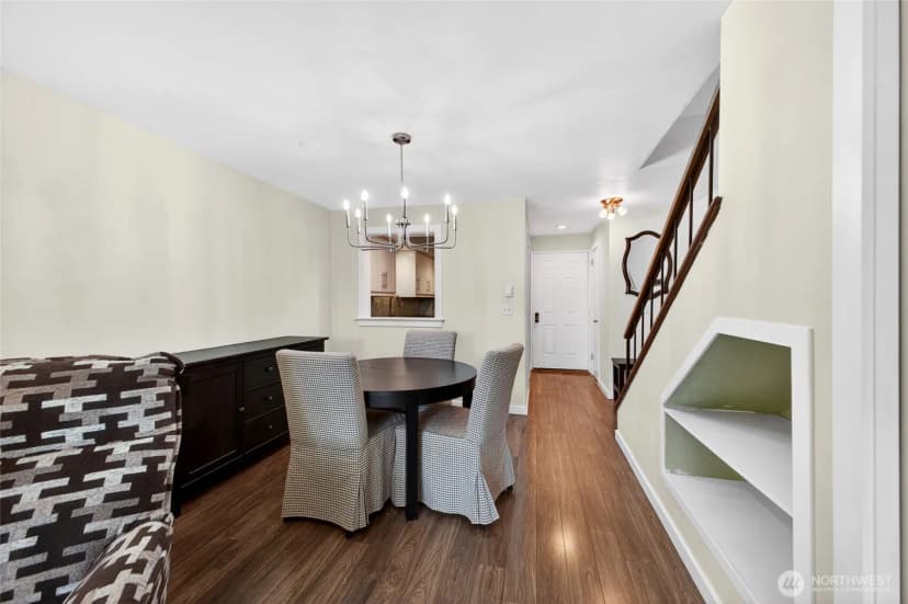 Property photo for 140 Summit Avenue N #b5, Kent photo 9