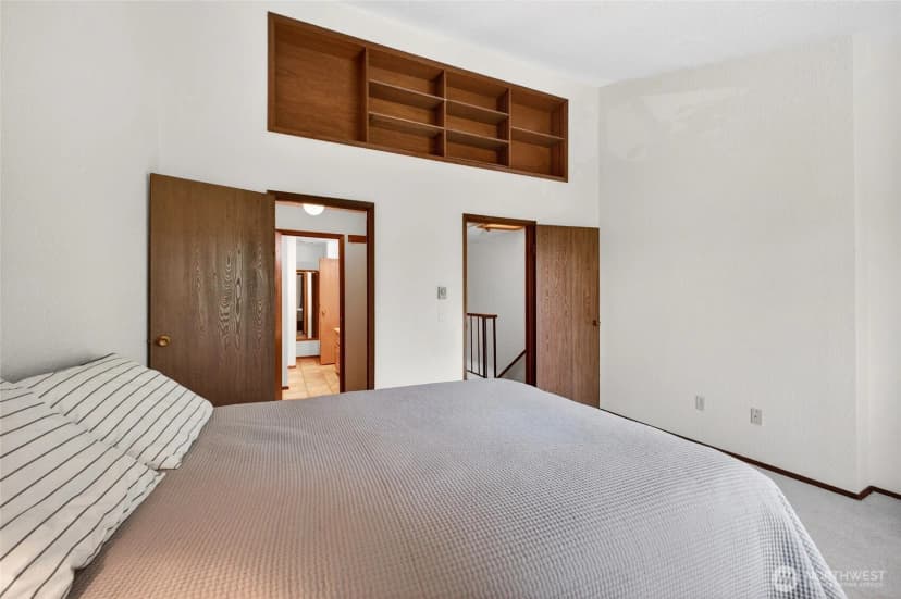 Property photo for 140 Summit Avenue N #b5, Kent photo 12