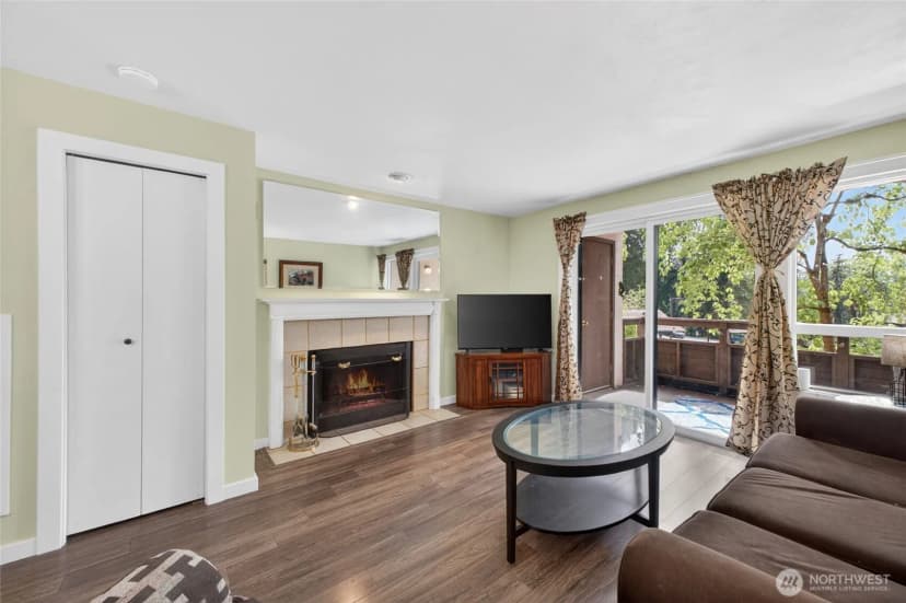 Property photo for 140 Summit Avenue N #b5, Kent photo 8