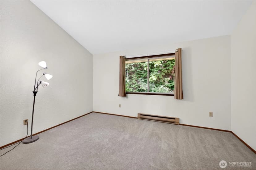 Property photo for 140 Summit Avenue N #b5, Kent photo 17