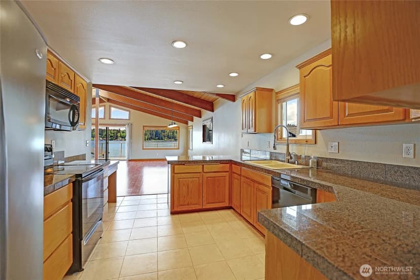 Property photo for 14931 W Lake Goodwin Road, Stanwood photo 14