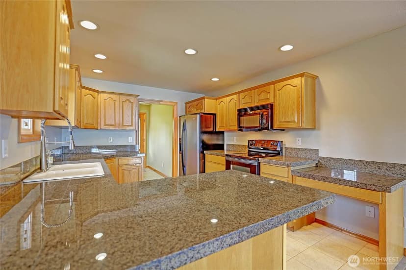Property photo for 14931 W Lake Goodwin Road, Stanwood photo 13