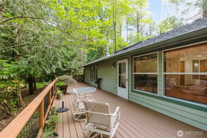 Property photo for 566 E Pointes Drive W, Shelton photo 25