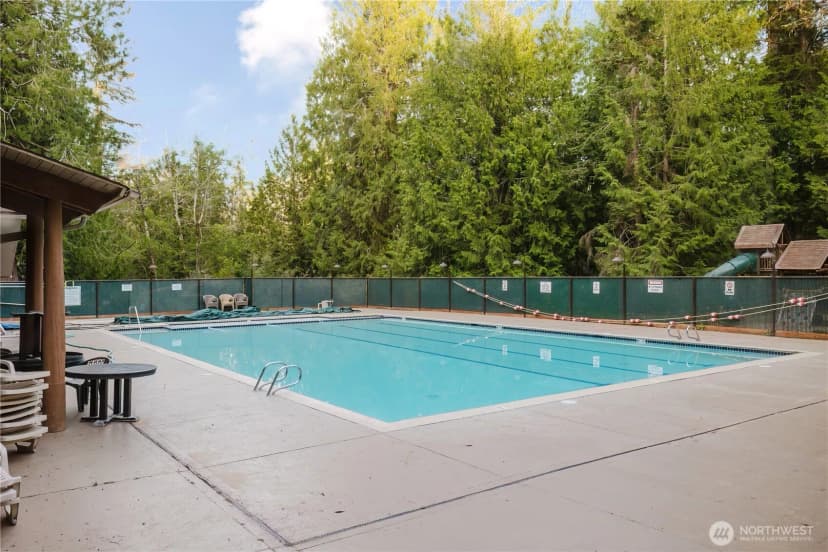 Property photo for 566 E Pointes Drive W, Shelton photo 32