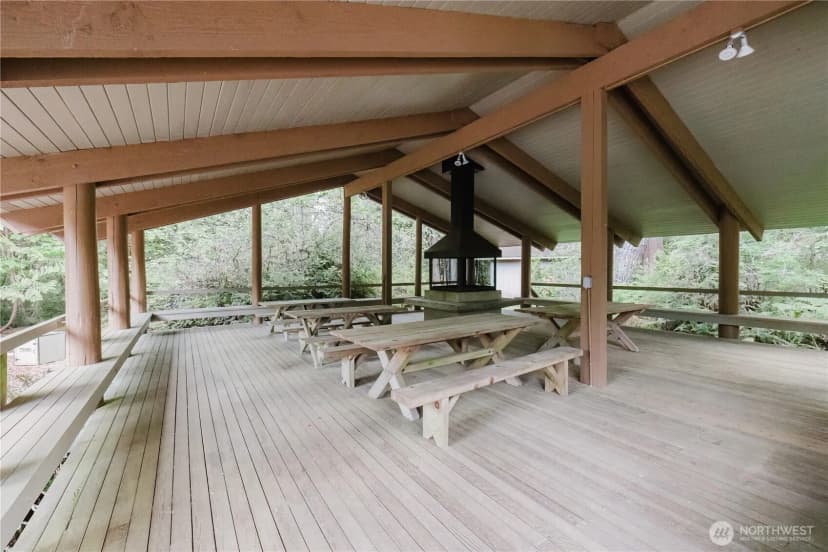 Property photo for 566 E Pointes Drive W, Shelton photo 36